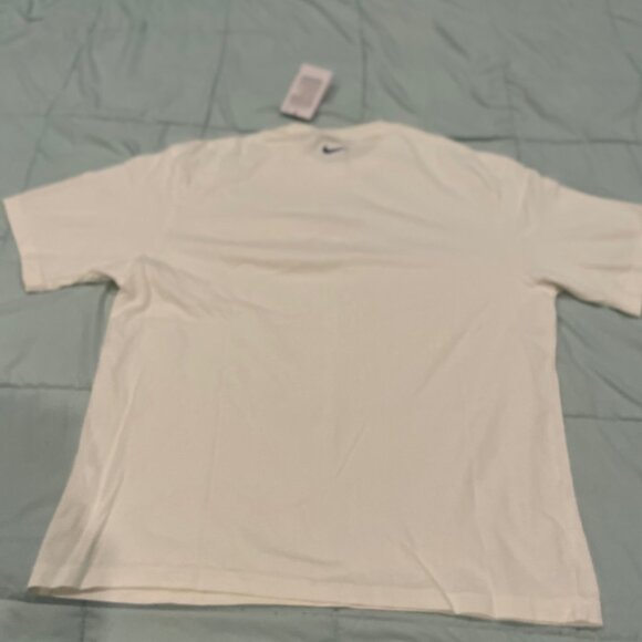 NWT Nike Awake Air Jordan White T-shirt Large or XL New $60 Deal Athletic - Picture 9 of 15